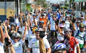 ciclistas-pedalaram-domingo-eleicoes-Manaus_ACRIMA20121007_0156_8